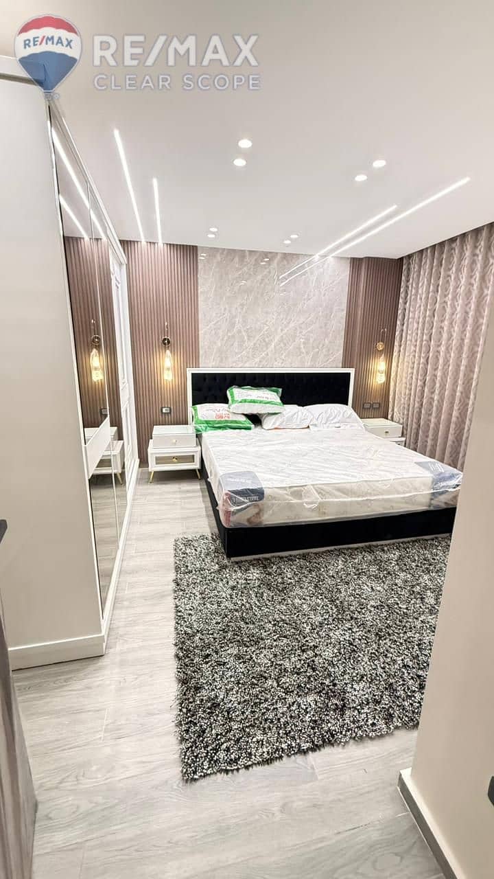 12 943a8de4-b98a-48a0-ba43-6255440e9cc4. jpeg