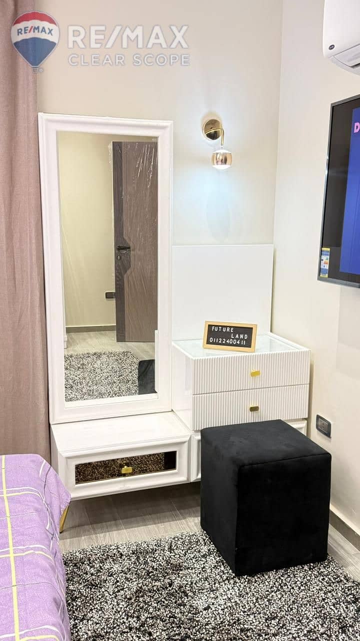 24 ff22be9e-4f41-4b08-8083-545d79bea56e. jpeg