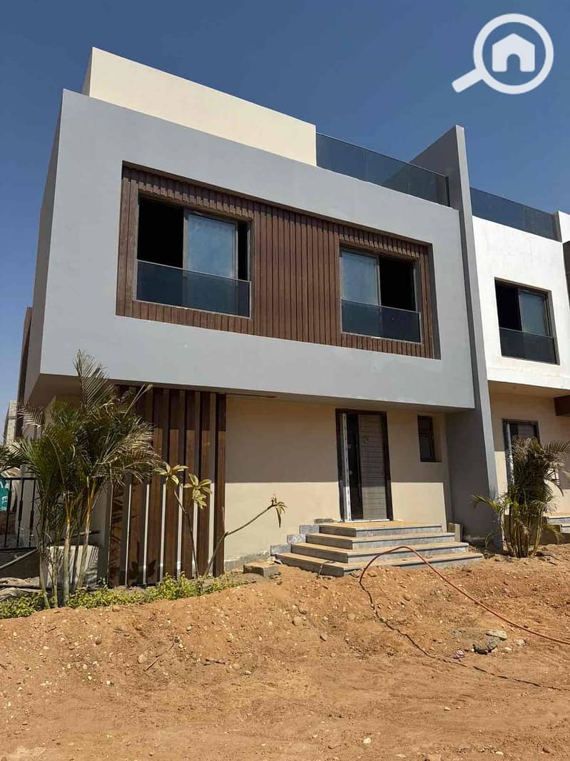 14 e2df03bf-8382-4c3e-8054-9befbd1fda73. jpg