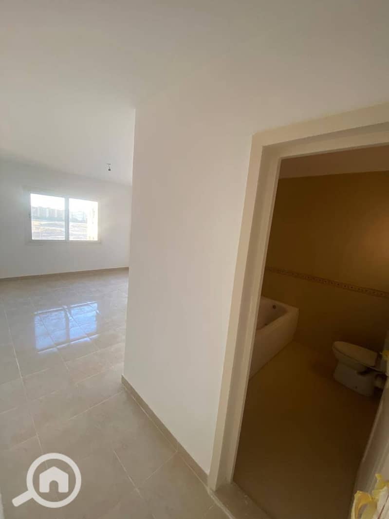 8 616066583_1594752398268736_2459577605076656221_n. jpg