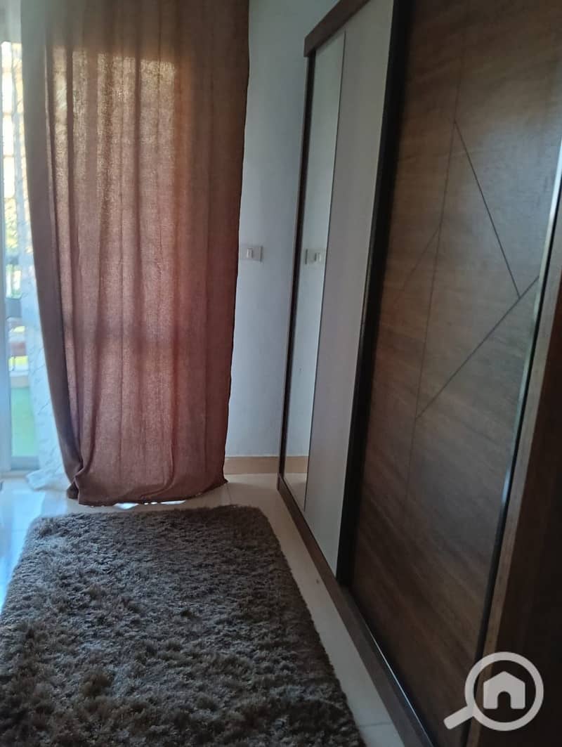 5 76f43f1b-32cd-4ed7-bf6e-793b7519f2a8. jpeg