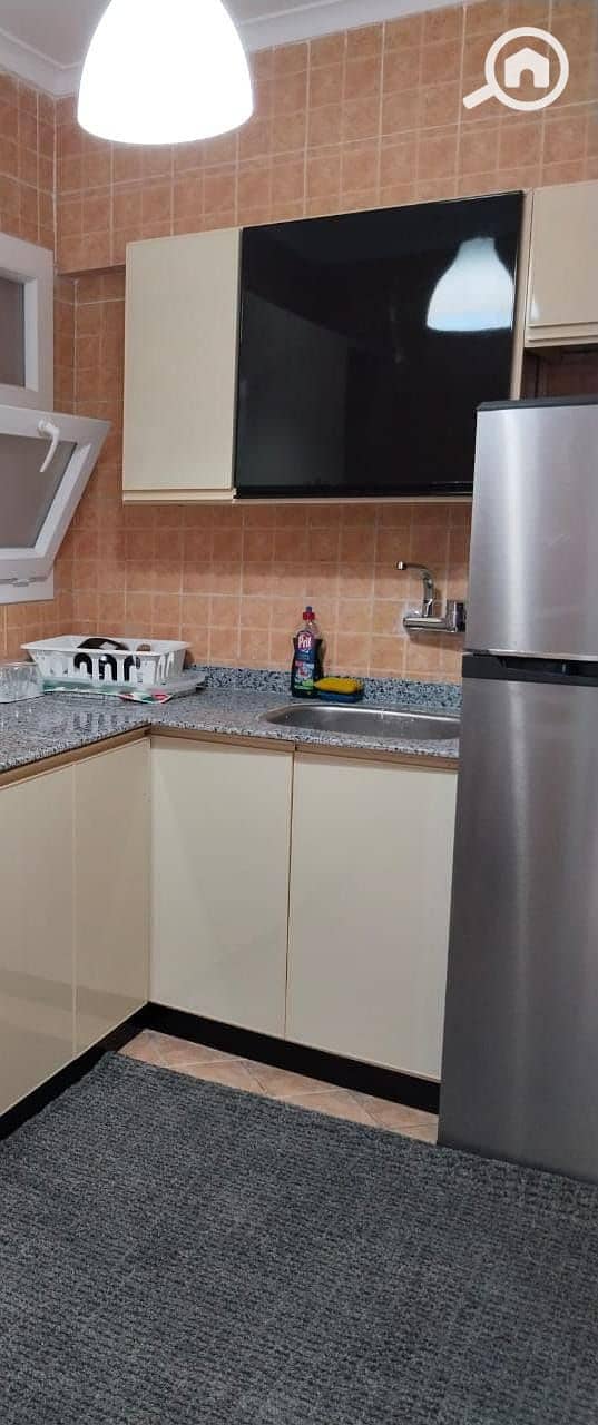 6 1e5db19e-4a32-4fa1-93f5-34b7ca371ca7. jpeg