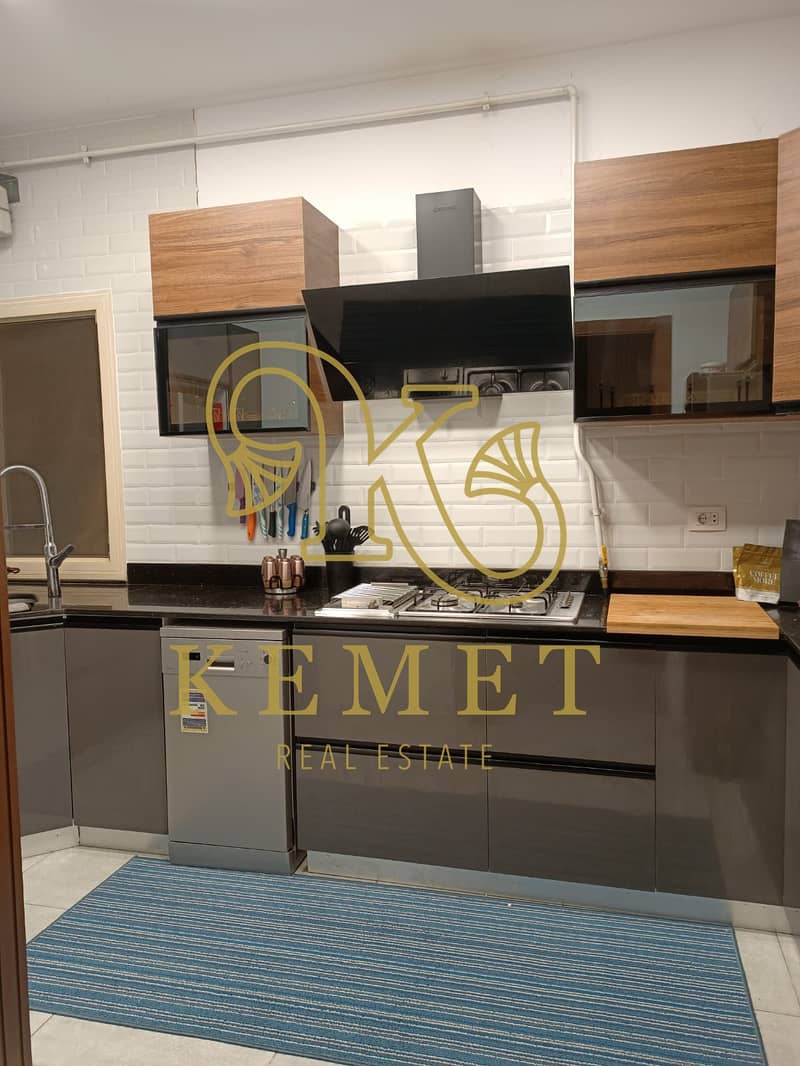 3 8f66189d-5111-4b8a-b0b1-2b4a812a04ff. jpg