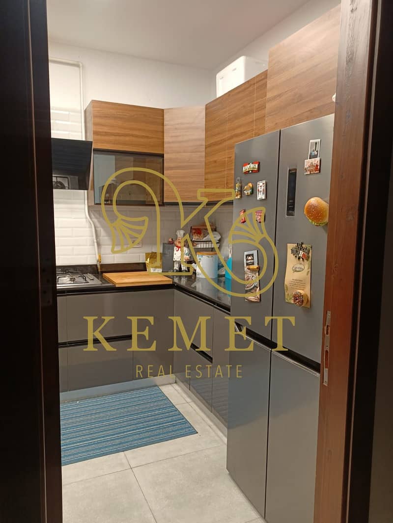 4 6a264b02-ae00-4b05-8193-6c149e658dba. jpg