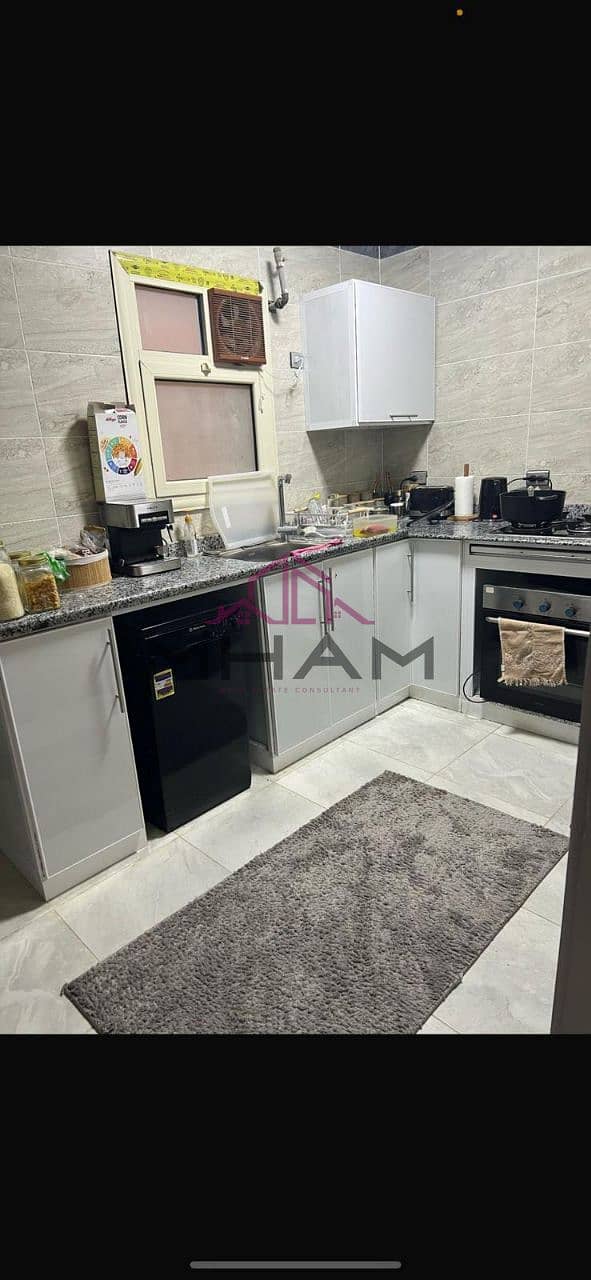 6 photo_5992527848616430536_y. jpg