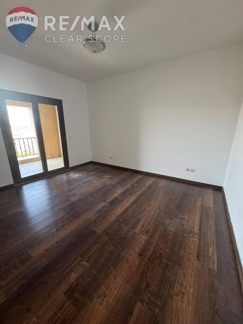 7 87584d41-d991-44d5-b19d-58990c4b3606. jpg