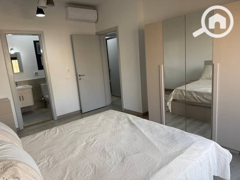 10 59e061a6-c46a-49f4-a9a2-5809f0927540. jpeg