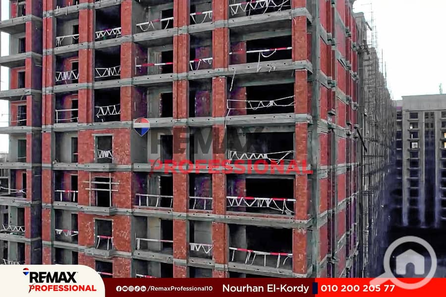 8 -_Facebook_Reel_145.00_01_11_13. Still014. jpg