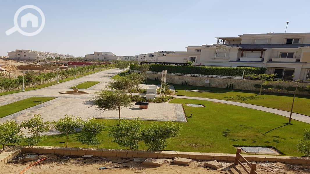 4 08305ab5-cc16-49ba-bfcb-e390ce31e82a. jpg