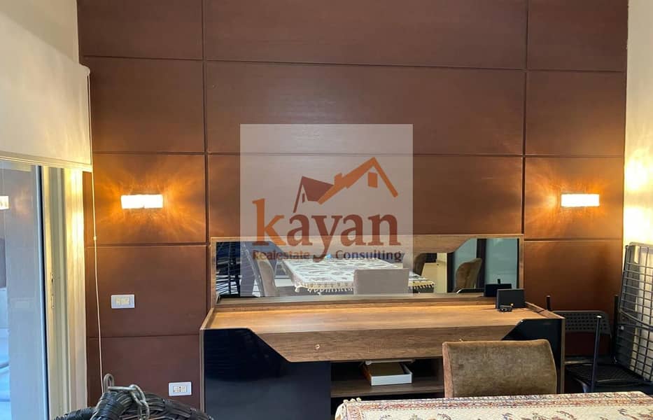 5 0ab78625-0da8-43ca-9a9f-85529ddb3daa. jpg