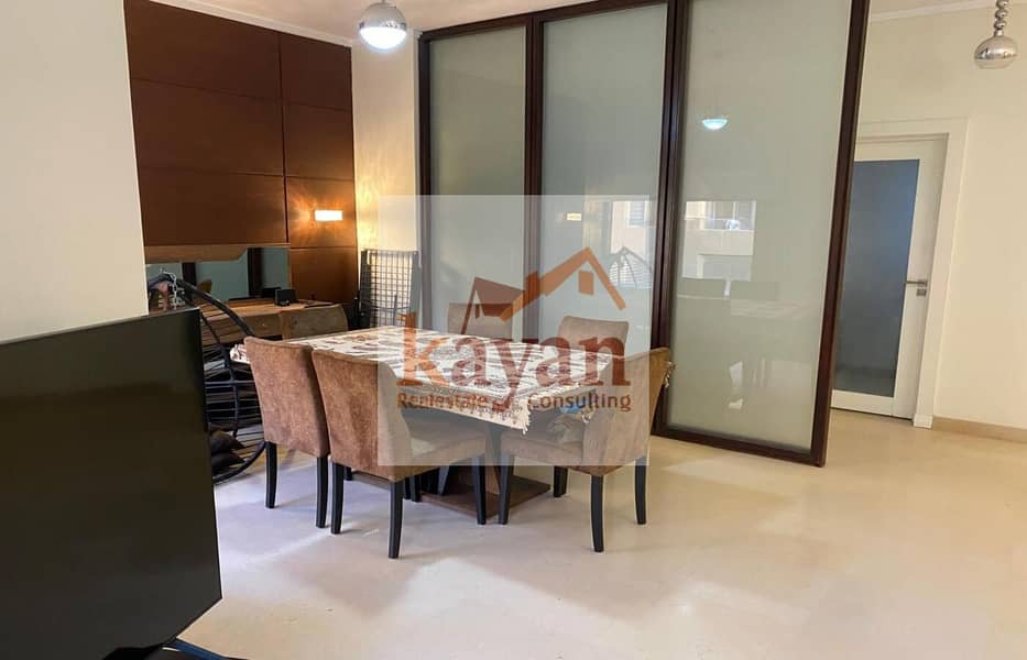 7 04a953b1-f7c0-42f5-b6a6-e7247698e073. jpg