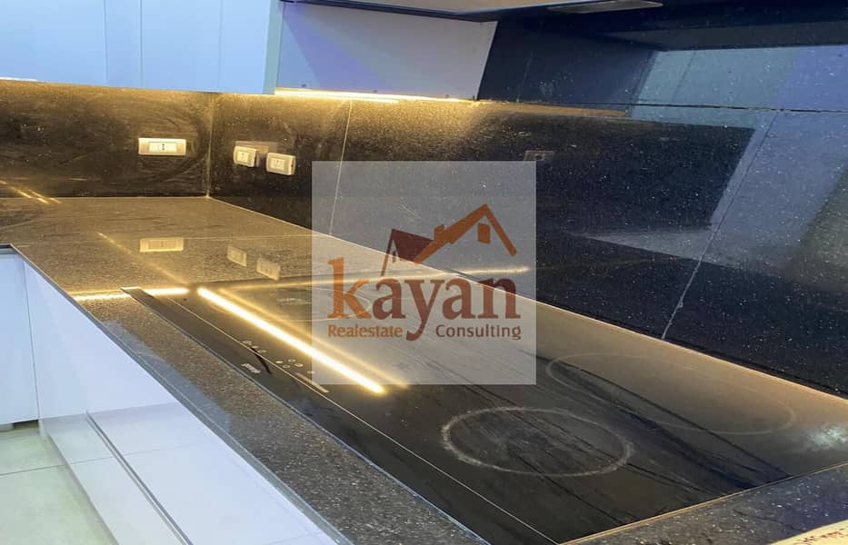 8 8b49b057-17d2-4c47-88a7-fe09a9478586. jpg