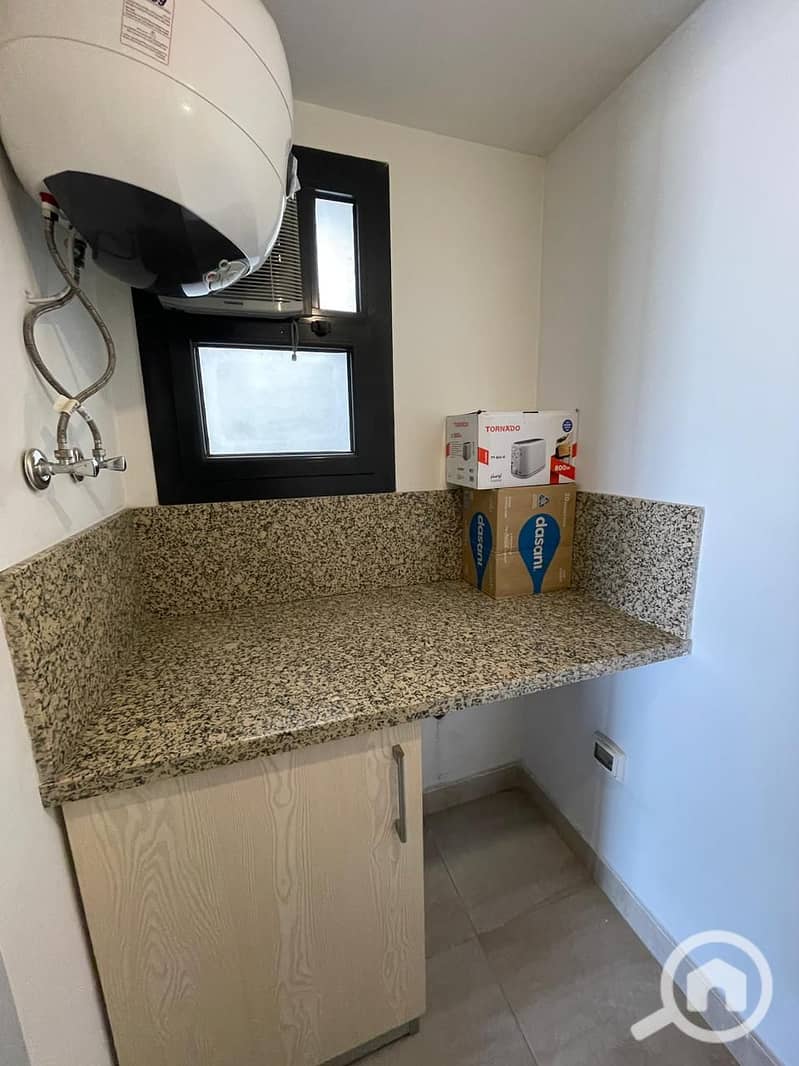 13 0e6afcb2-22a9-4351-9f03-e9e2b15fdc97. jpeg