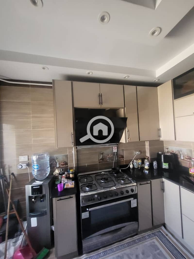 4 36f0dde6-c9a9-438e-91f2-2732707ab12d. jpg