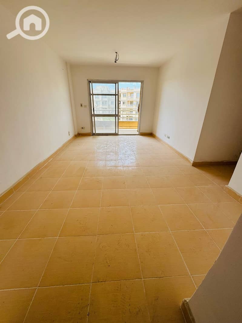 2 20d8c892-ed31-4589-8f07-78820cede589. jpg