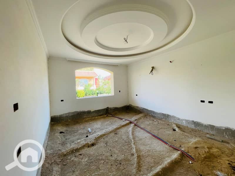 3 9b6fcd74-b318-4a5e-8c0f-26af7c0a9680. jpeg