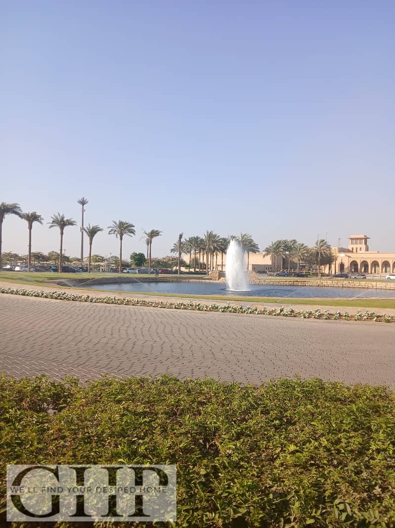 6 98a9e77e-de7c-48ca-bc0e-c5c882371dc9. jpg