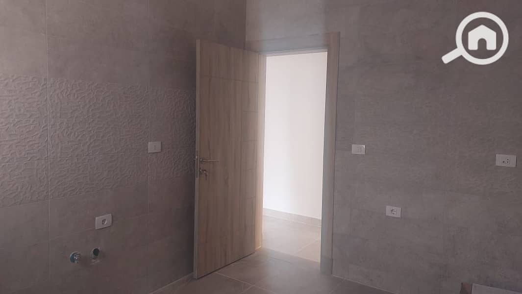 6 WhatsApp Image 2026-01-13 at 13.40. 54 (1). jpeg