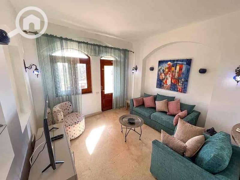 5 cda5cf4c-9ab0-497a-957b-294cbfb0a43b. jpg