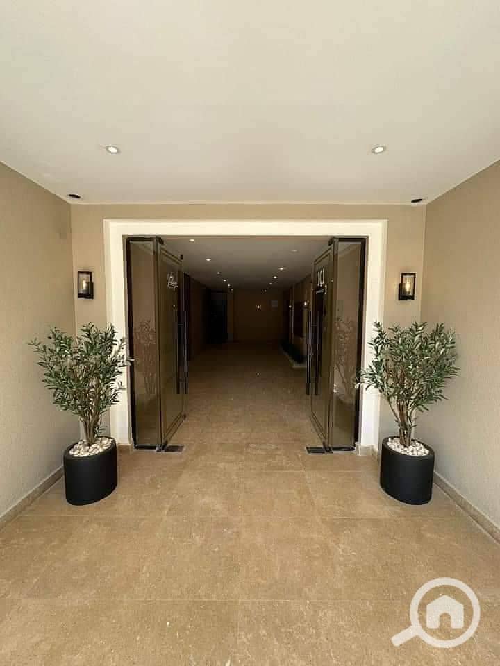 11 460559562_3300679736732810_50199680653656131_n. jpg