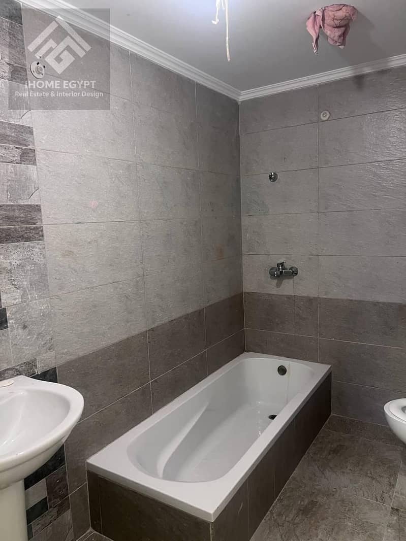 3 5f58e32a-6147-4be0-a163-dbc988c00799. jpg