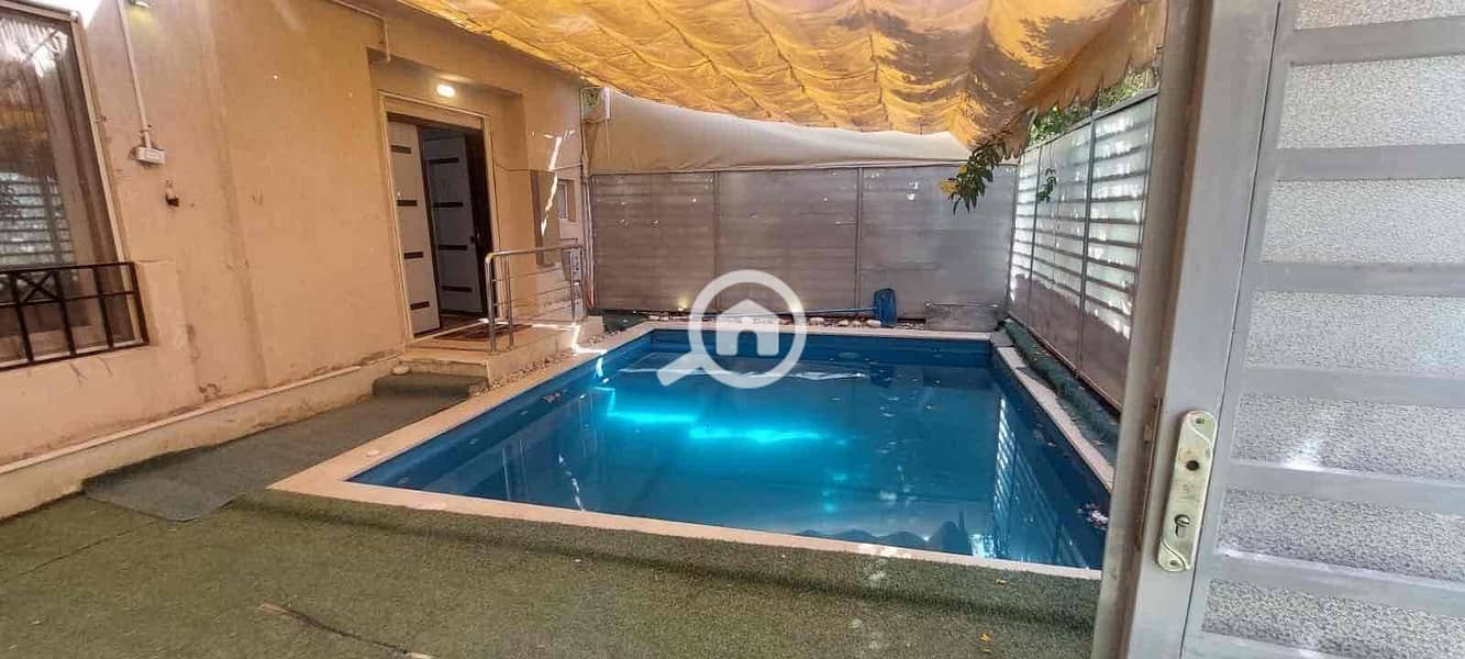 2 b150d11f-ab9c-45a5-bb15-8c1d11d4a6d4. jpg