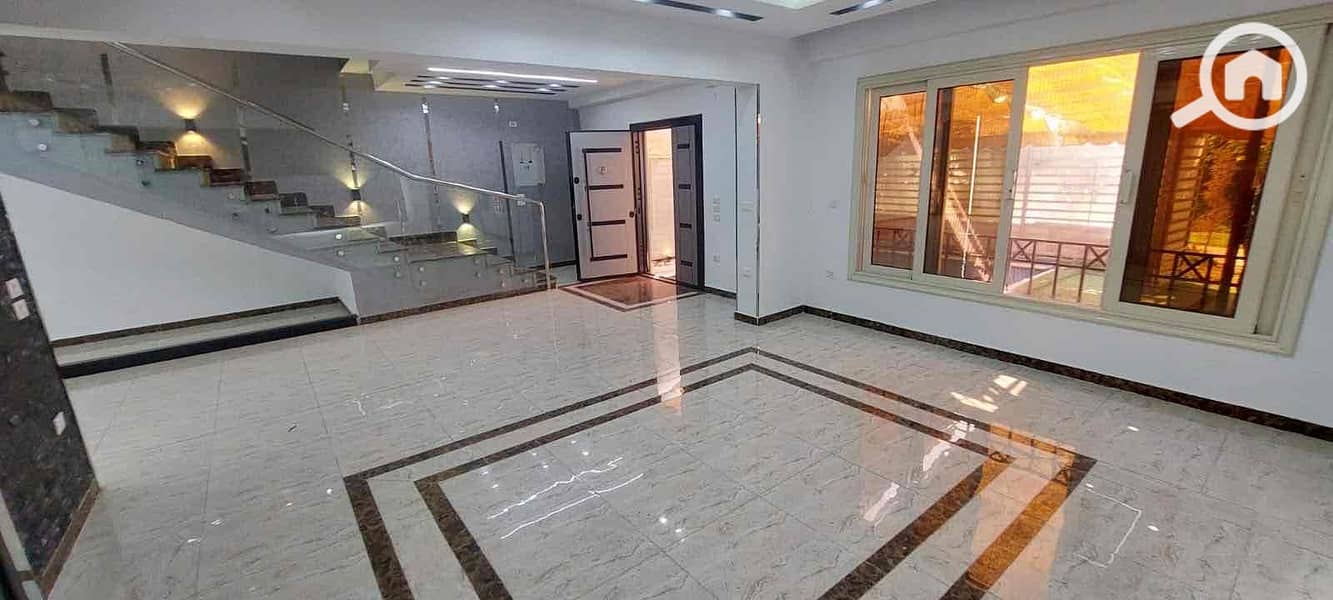 3 4b85ba1c-ca85-4a81-9198-eb97ad2f86ed. jpg