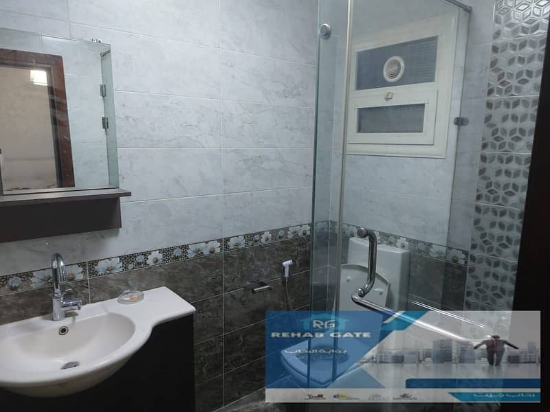 10 21177cc7-3691-455e-bdac-a5c89a20ef45. jpg