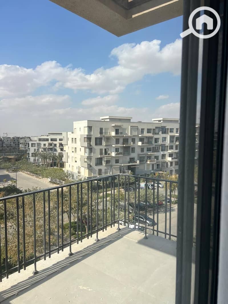 12 74eda52c-c6df-44f5-8ed8-9b63869a8f02. jpg