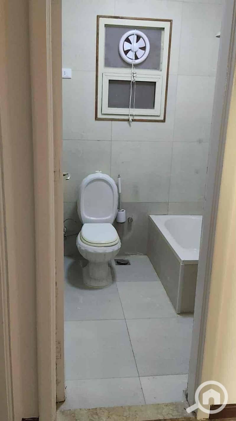 7 9c86a3f8-f38f-463c-9620-4f30bc2422fa. jpg