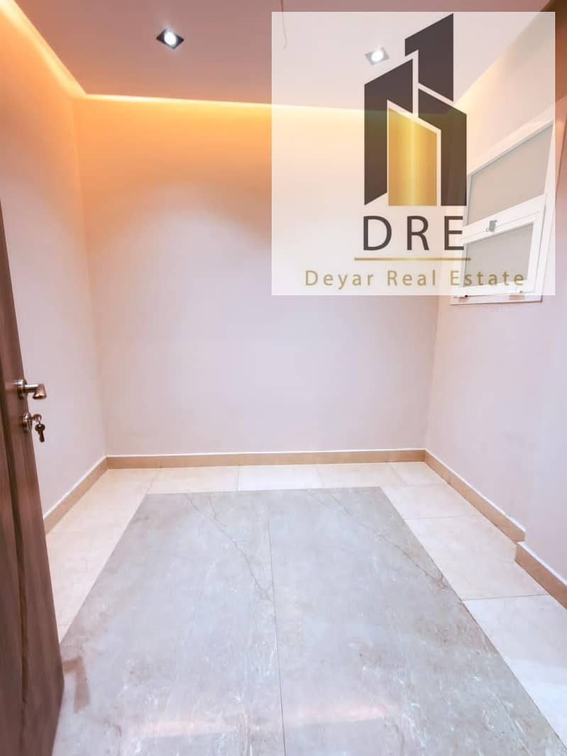 4 00f98198-e1af-49c2-9c40-5cc2bd095631. jpg