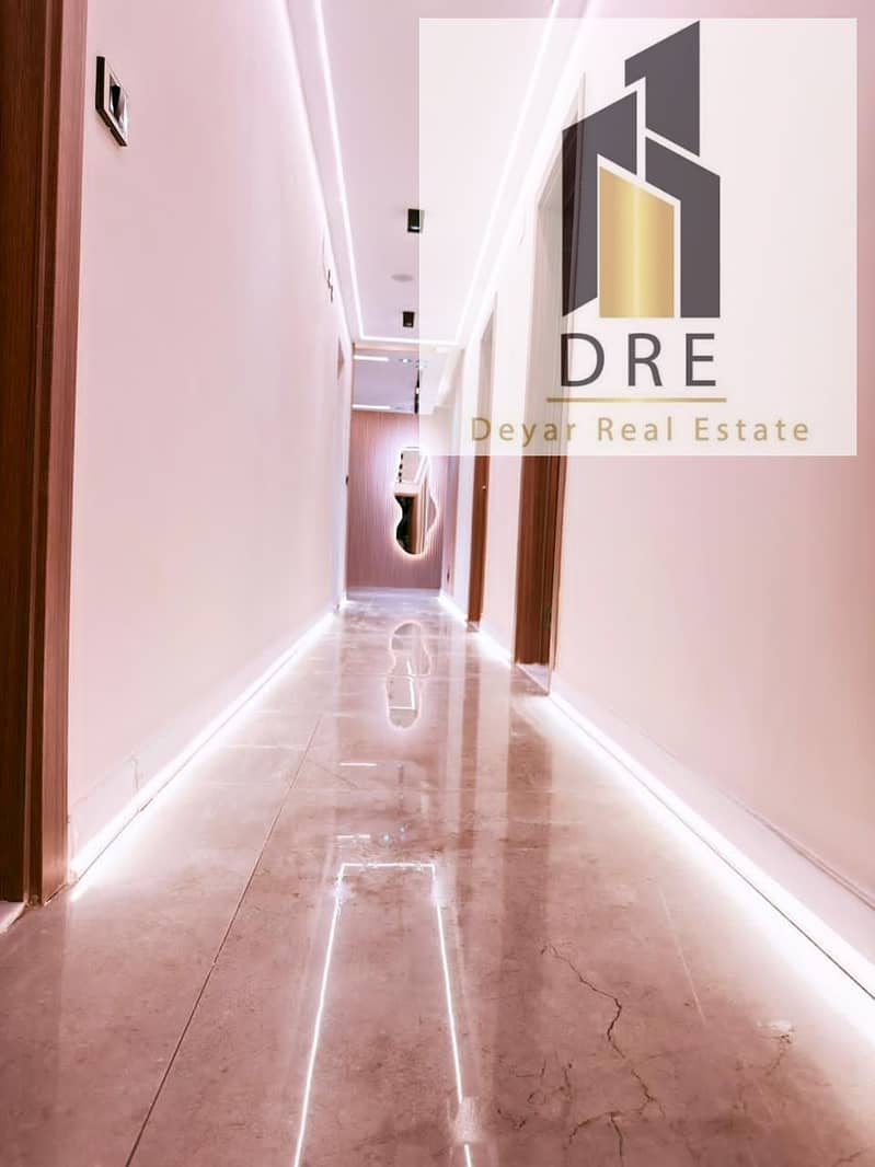 8 5da1ea66-986f-4c91-a2b8-554db7d3e1d7. jpg