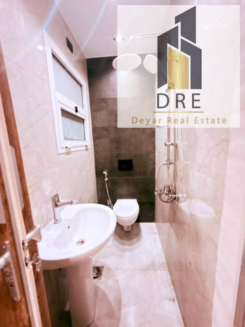 11 1a170b2d-8851-4d99-a222-b4467d0e8fd3. jpg