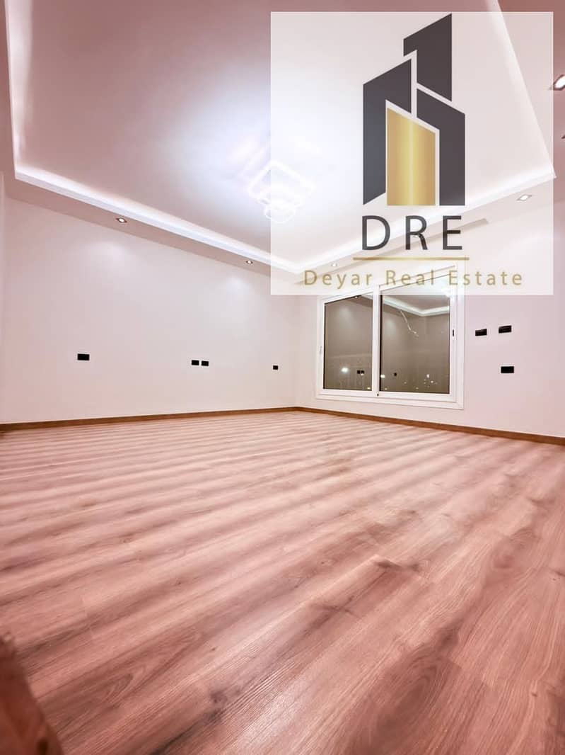 18 a2fda4d6-0366-496c-a8a8-58521bc5d424. jpg