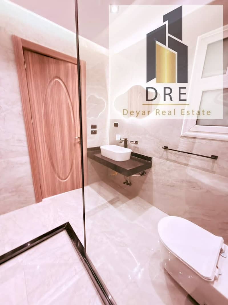 26 e8ec037c-1256-4858-85ed-ded141ff25da. jpg