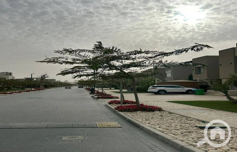 7 5ab7d8c6-e8cf-4e2f-9173-88c37c8779d2_1400x900. jpg