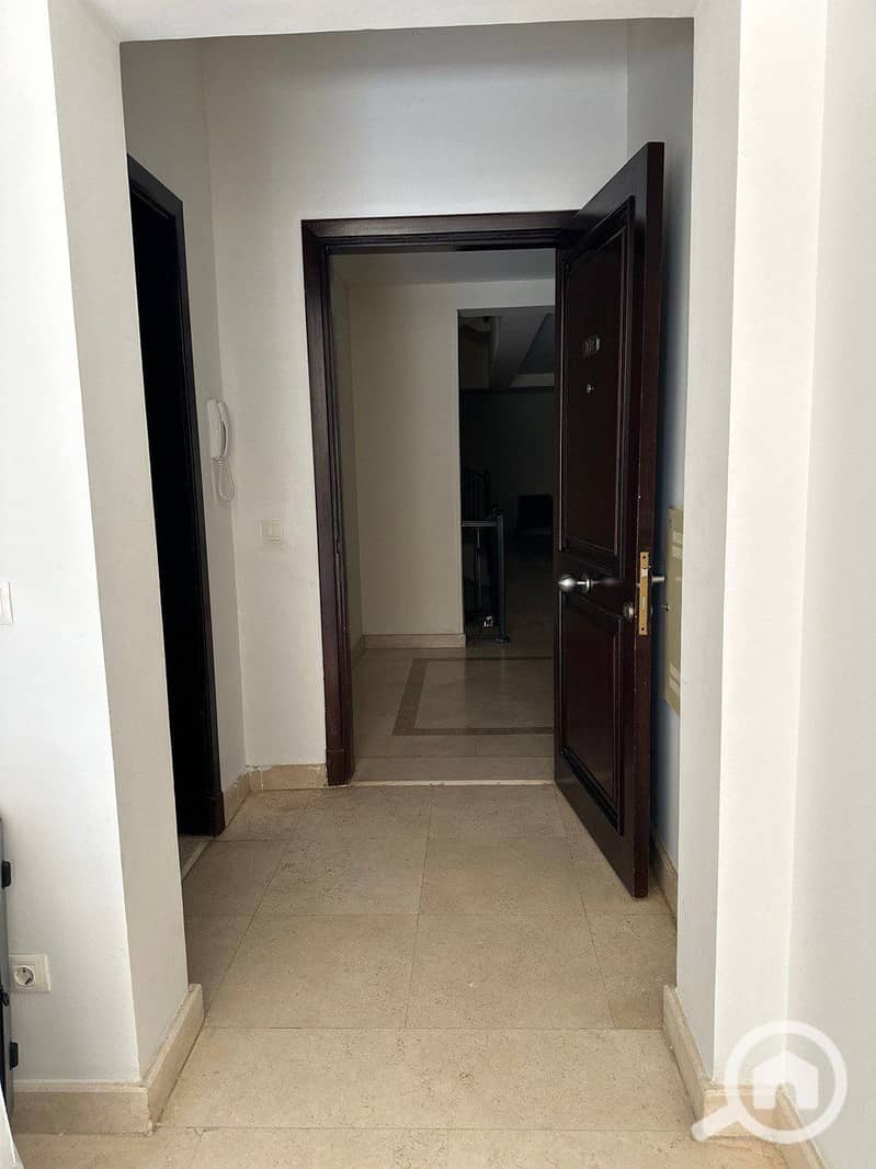 6 502e8e9a-4ecb-4eb2-81e1-ddbebb049248. jpg