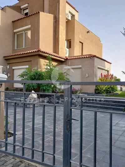 4 Bedroom Twin House for Rent in 6th of October, Giza - 9d1fd50f-5c1b-4db0-ab27-14ef9e118840. jpeg