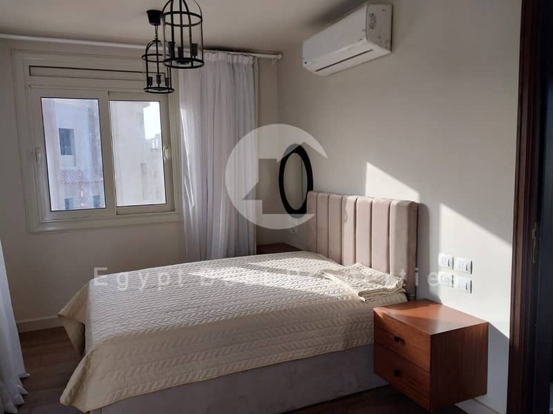 8 1b11ecbf-6892-49da-9a9b-550f1a1f5f02. jpeg