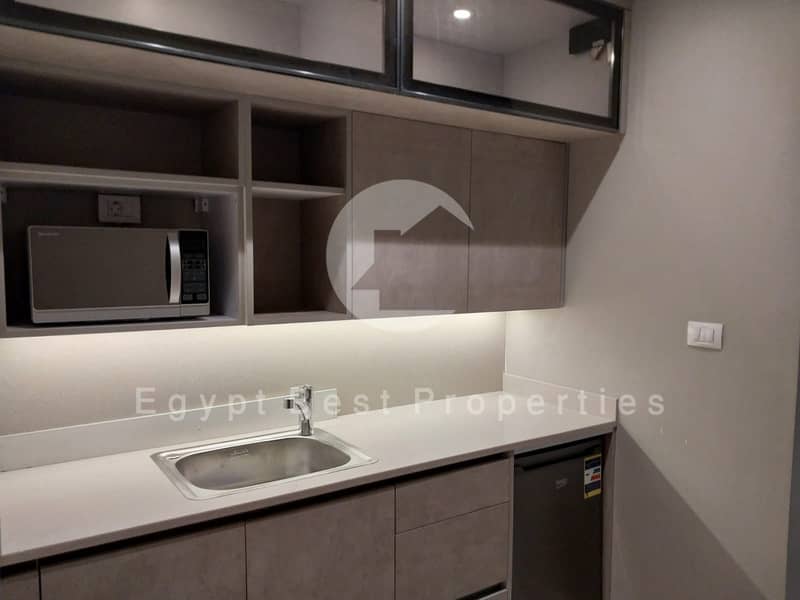 11 15b0c717-9c2c-472c-9c16-d2392197b342. jpeg