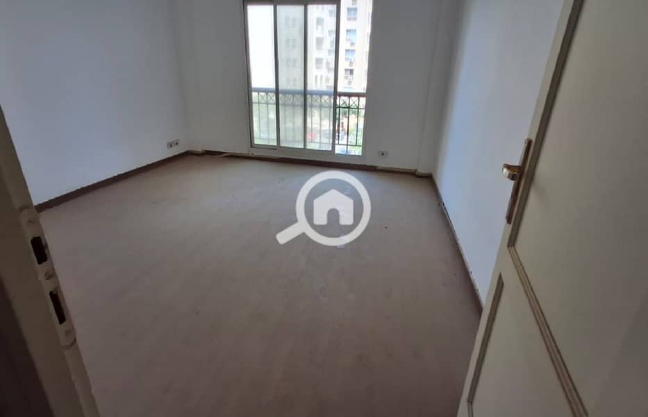 19 04911987-5342-4826-a6ab-268da7a4234f. jpg