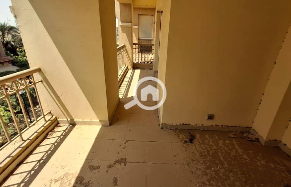 23 b9e1cdb6-a2e5-4a31-a811-0b09d9b8296e. jpg