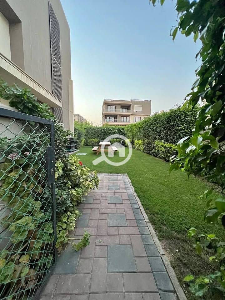 10 483963486_1406044830395193_2783700156207905228_n. jpg