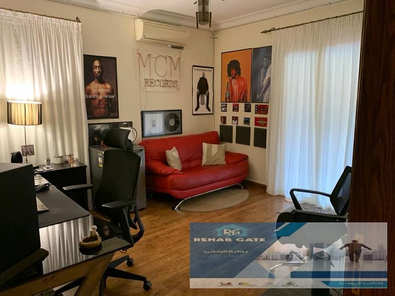 18 9d962280-96b7-464f-b389-9ee115ddec98. jpg