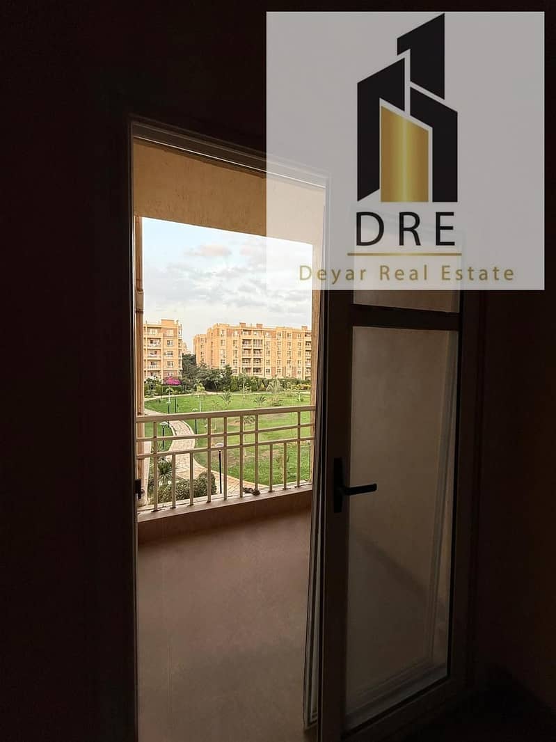 13 b7a05307-75c3-4b29-84a8-b7b99a1f3176. jpg