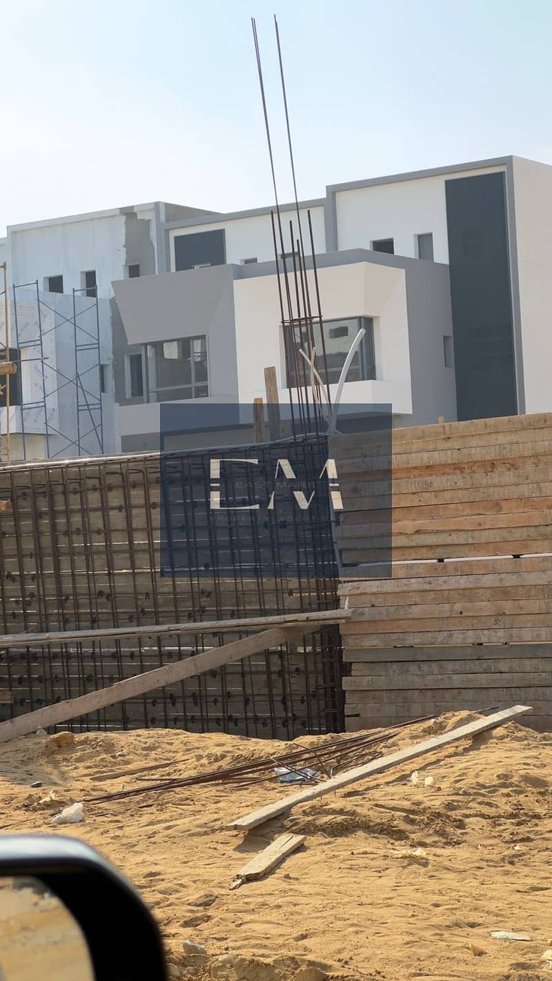 6 707f642d-77de-44cb-9e61-304ae1ced688. jpg