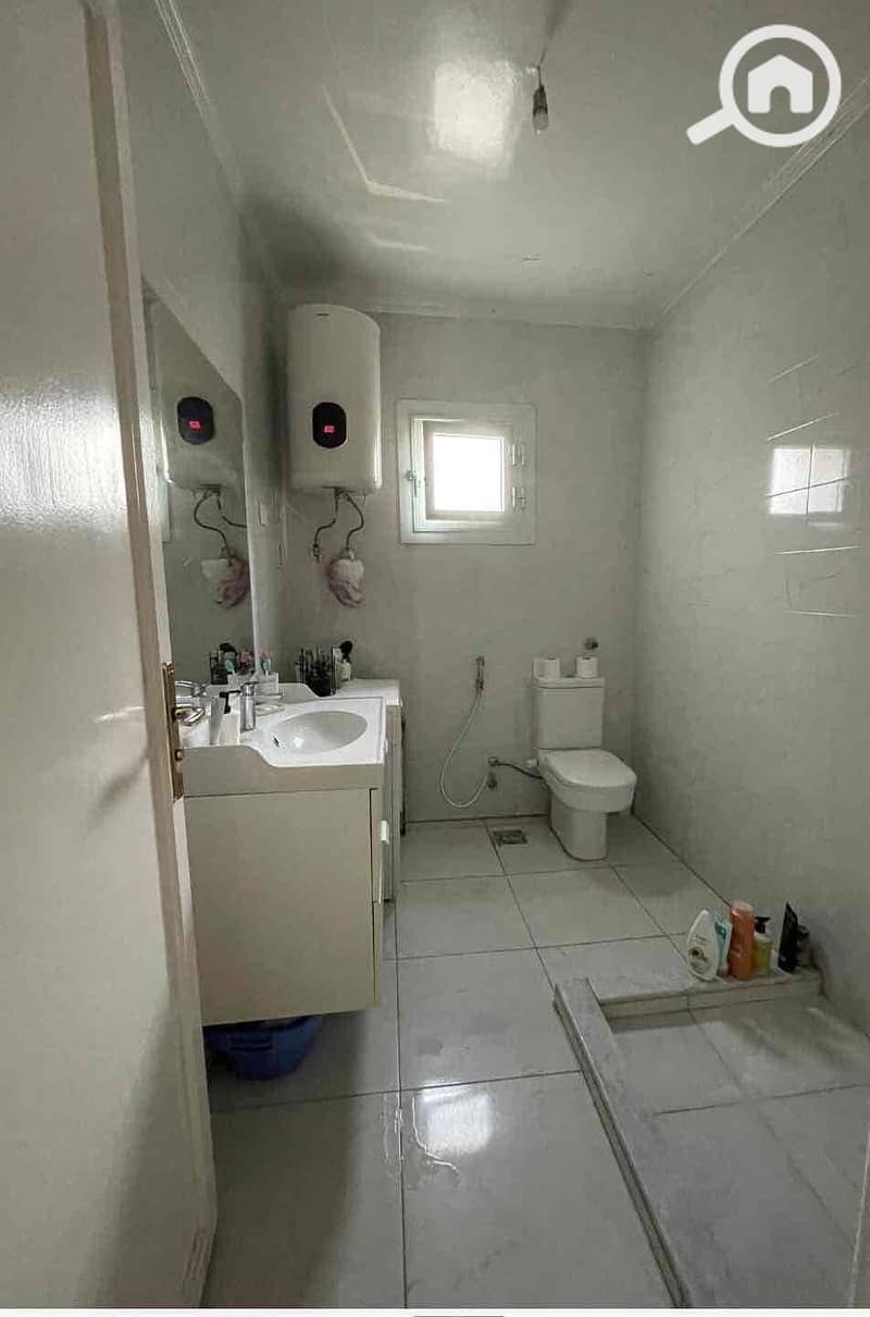 6 445cce1a-fca8-4c82-98f0-54047a5b7259. jpg