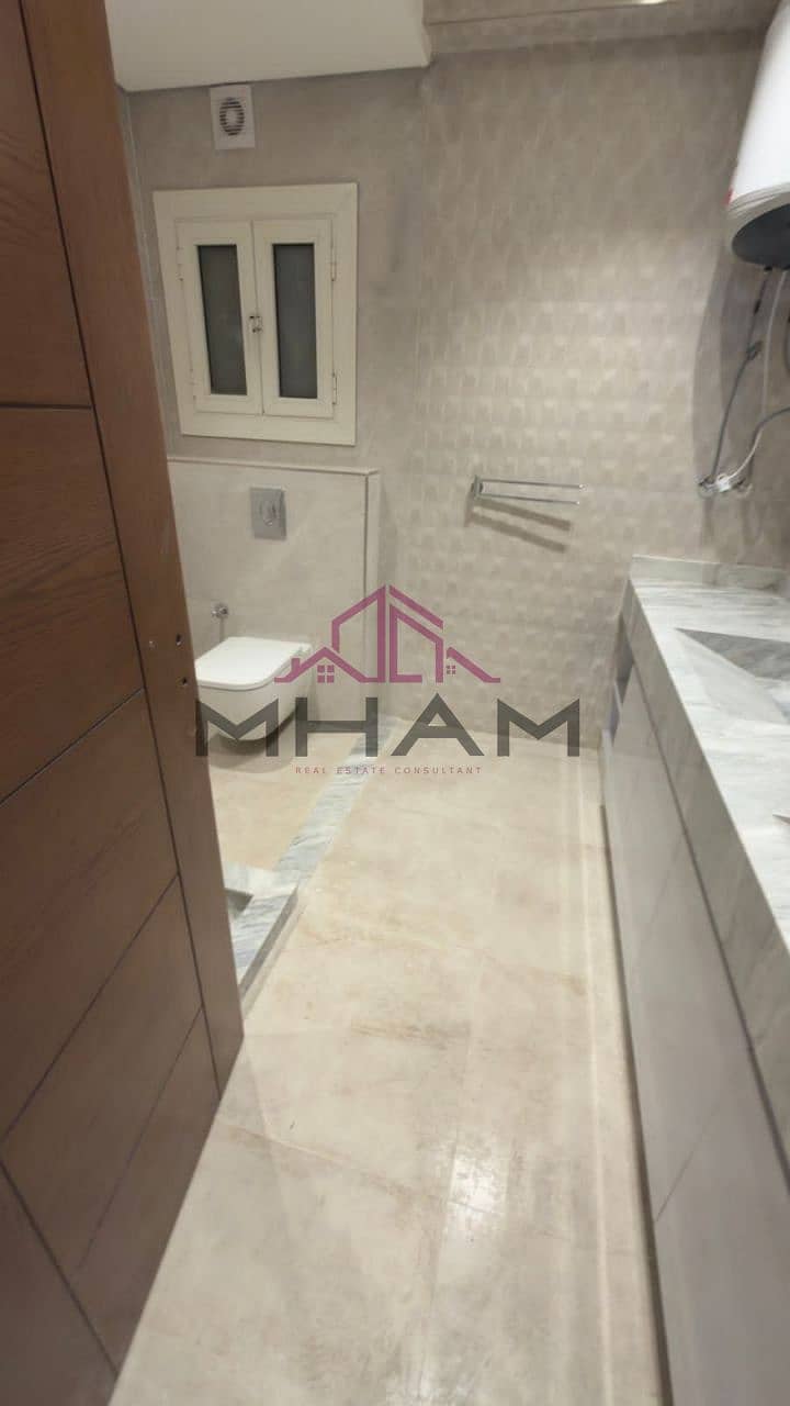 6 photo_5992527848616430470_y. jpg