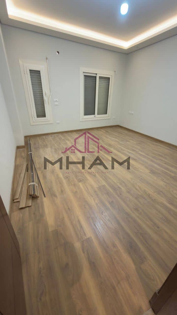 10 photo_5992527848616430474_y. jpg