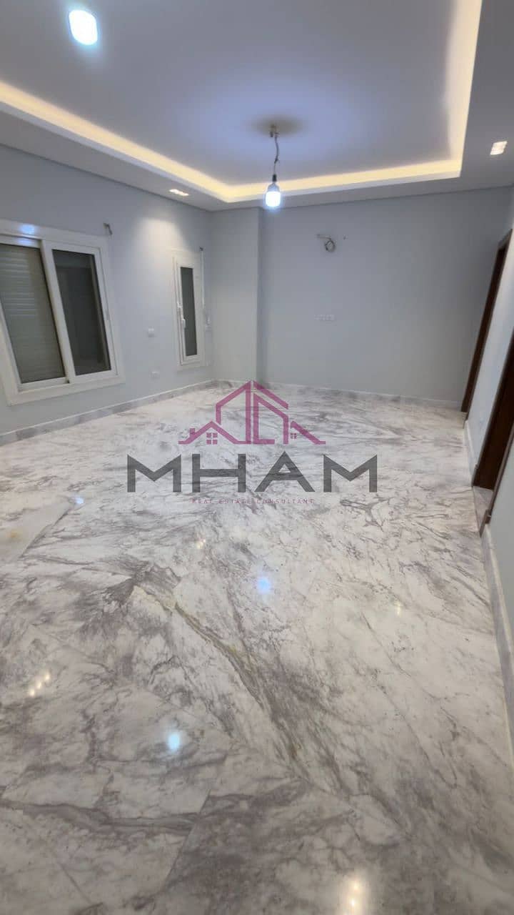 12 photo_5992527848616430476_y. jpg